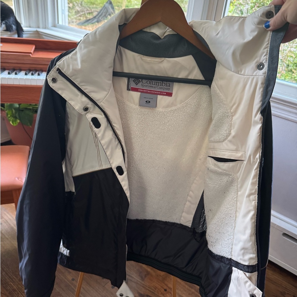 Columbia Two-Tone Snowboarding Jacket - Picture 2 of 3